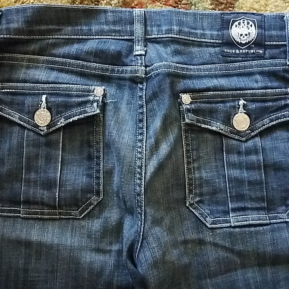 Size 8 rock and republic Jean's size 8